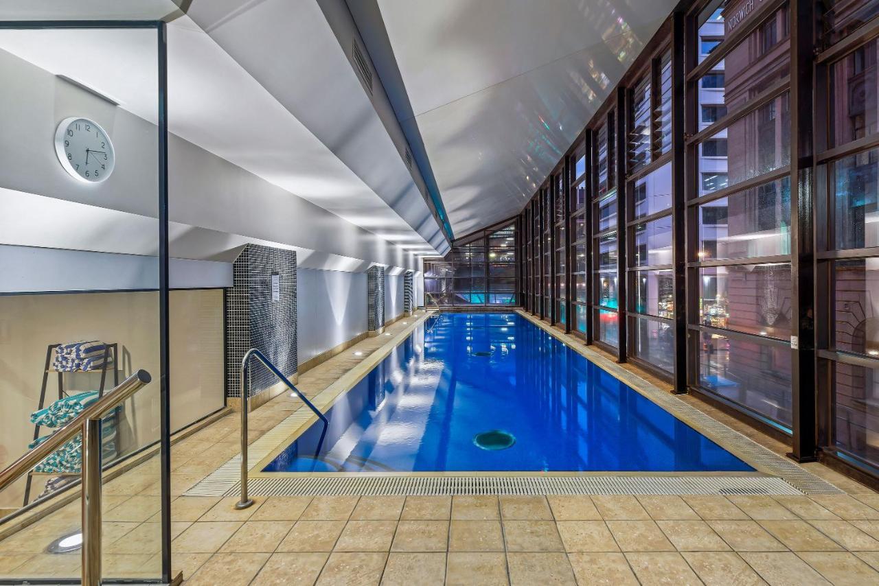Peppers Waymouth Hotel Adelaide Bagian luar foto The pool at the Ritz-Carlton, Melbourne
